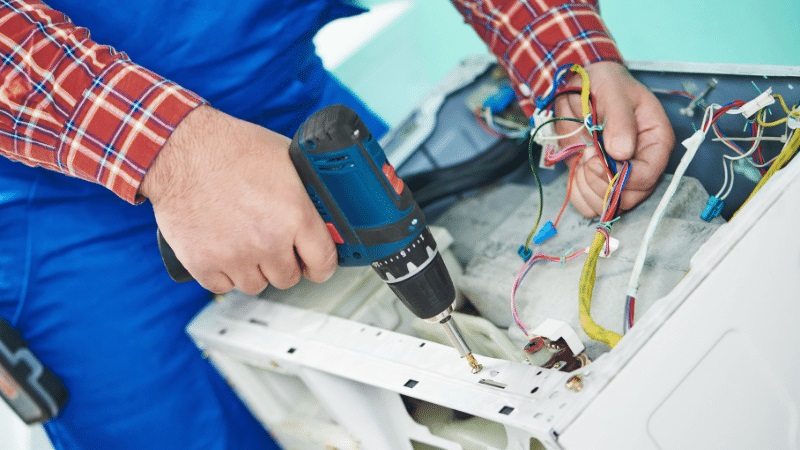 Adalar Toshiba Toshiba çamaşır makinesi kart tamiri – Su almama arızası orijinal parça ile giderildi. - Teknik servis örneği
